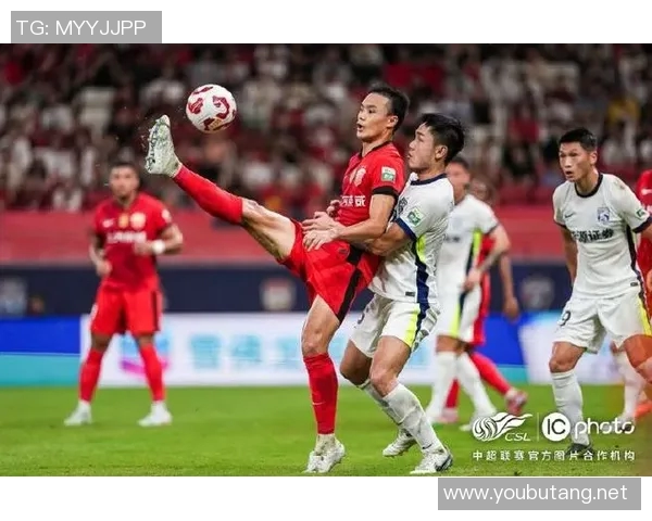 中超联赛战火重燃 广州恒大迎战上海上港备战开启